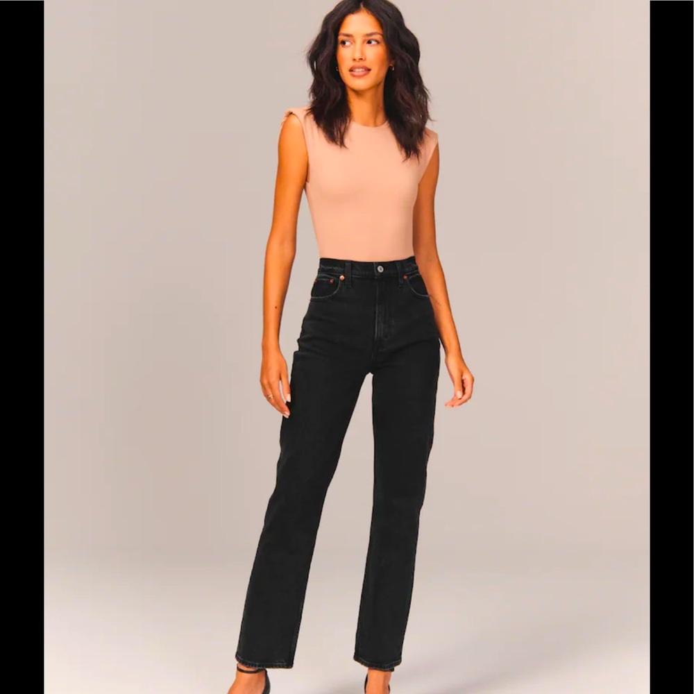 Abercrombie & Fitch The 90’s Straight Ultra High Rise Jeans Black 4 Regular